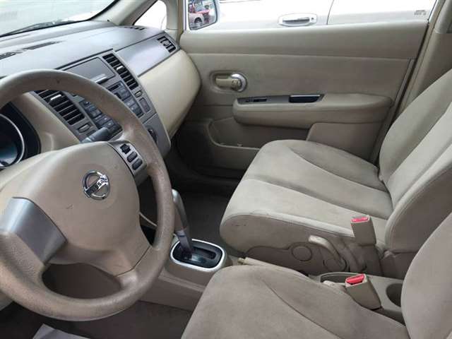 2009 Nissan Versa 1.8 S 4dr Sedan 4A